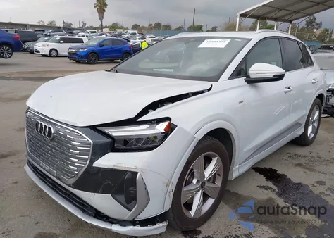 2024 Audi Q4 E-Tron Premium Plus 55 Quattro из США, поврежденный, VIN WA1LUBFZ0RP057848